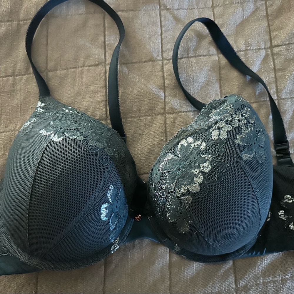 Victoria’s Secret Body By Victoria Push Up 38C